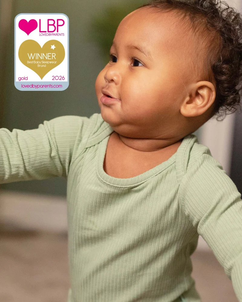 BABYGO® Salbeigrüner, langer Rippstrick-Body und Leggings