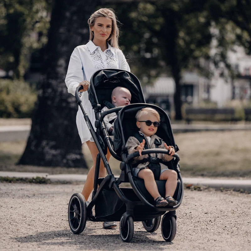 Evy² Duo Kinderwagen Schwarz, zweisitzig