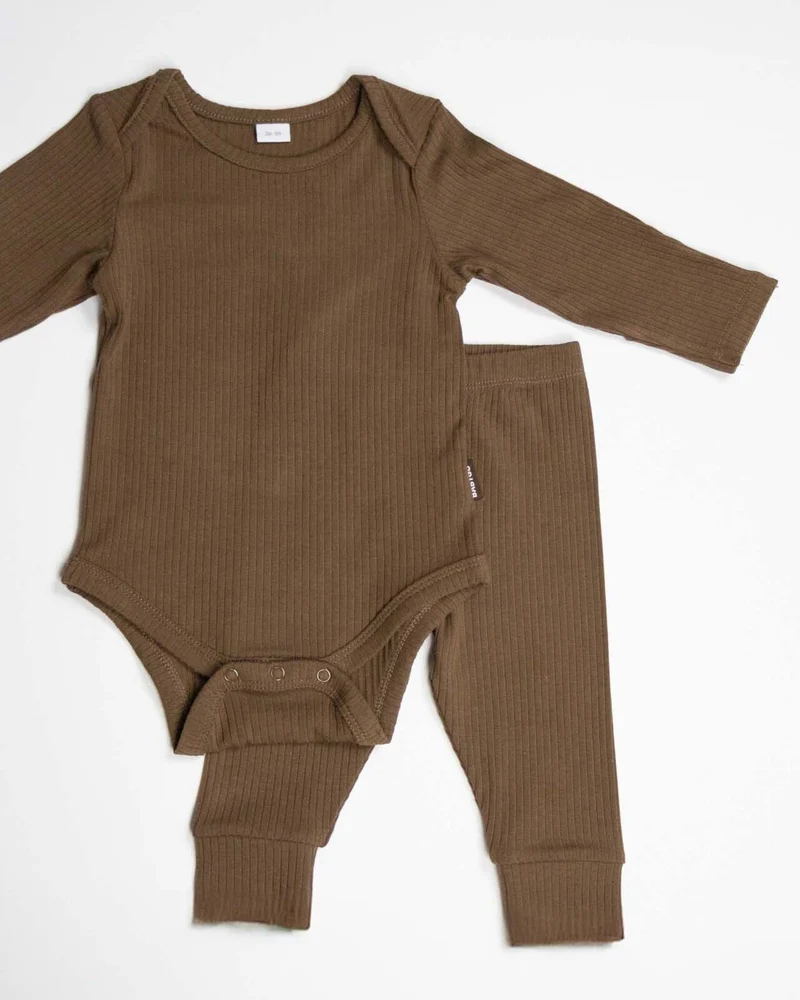 BABYGO® Mocha Langer Rippstrick-Body & Leggings