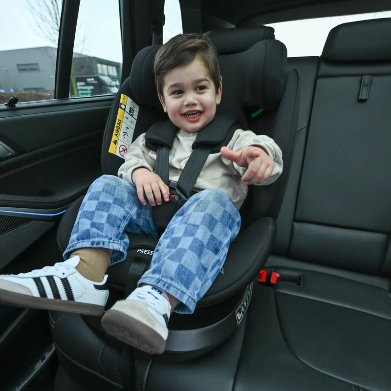 Carly Luxe i-Size-Autokindersitz 0–36 kg, Isofix, 360° – Truffle Nougat