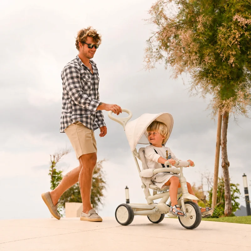 Adventurer Driewieler met duwstang Beige