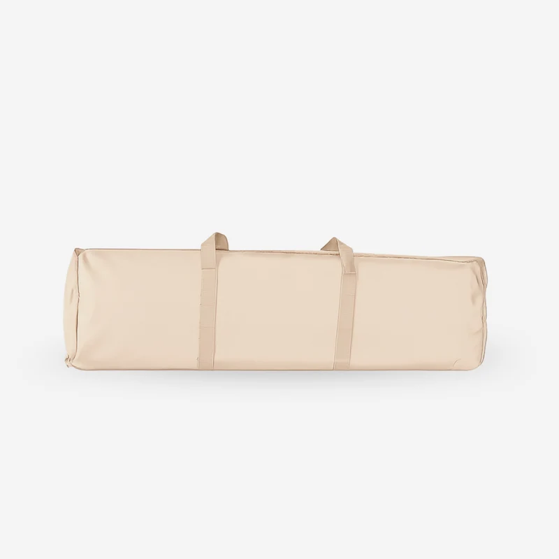 Luxus-Campingbett mit Wickelauflage und Bodenverhöher – Nougat