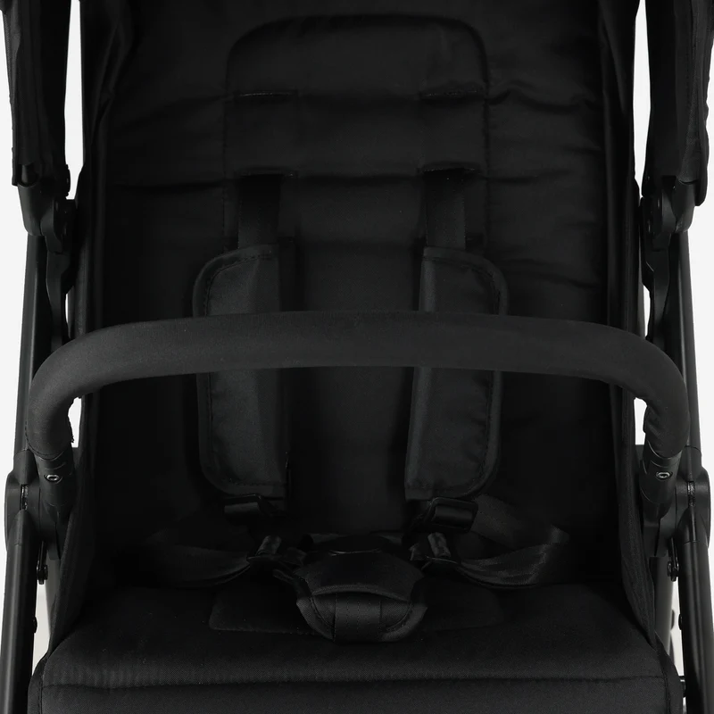 Maxi-Kinderwagen Schwarz