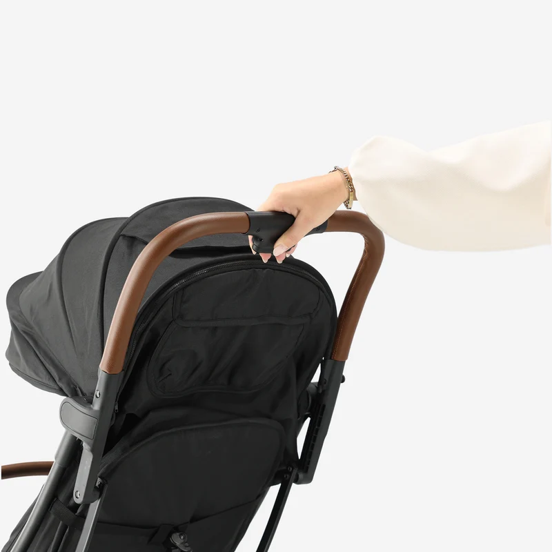 Mooiys Ash Buggy – Kompakter Kinderwagen – Schwarz