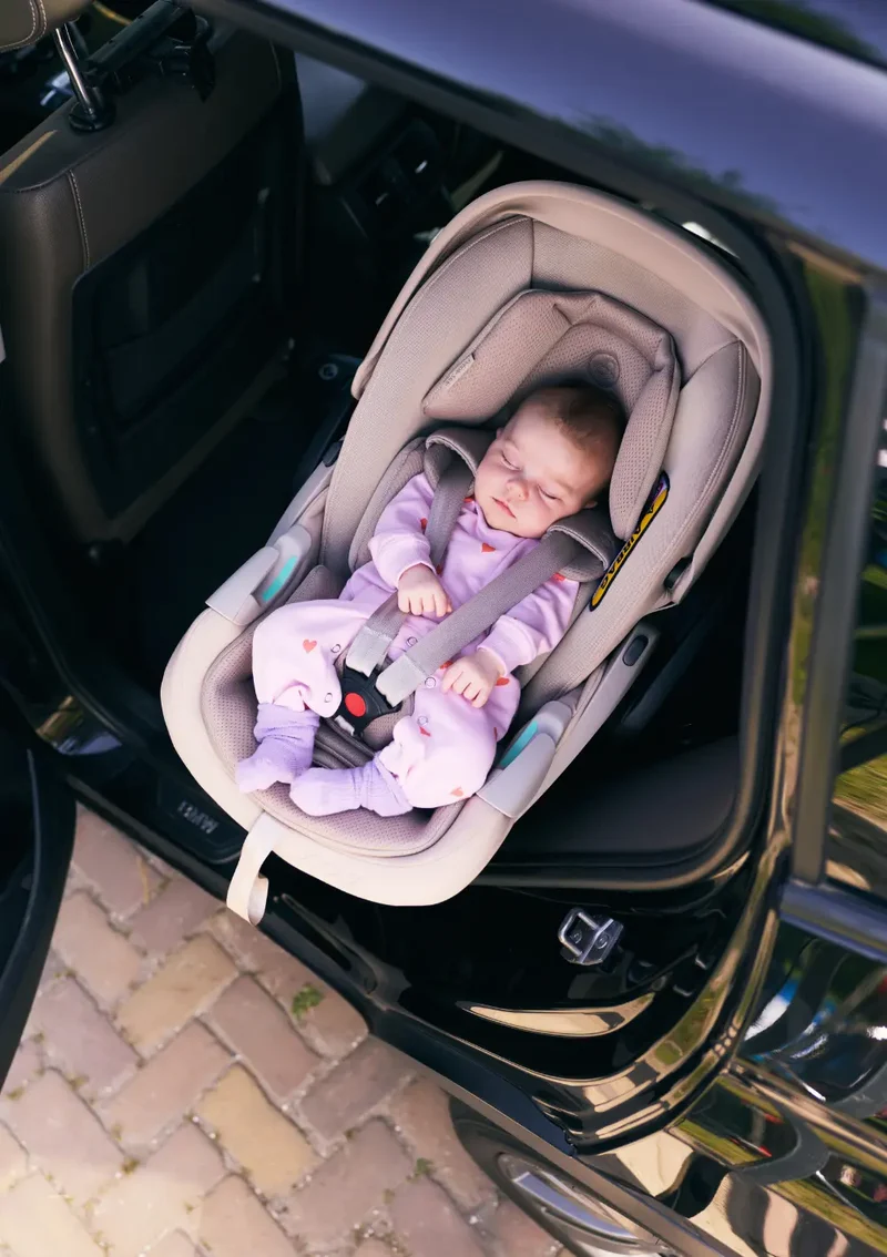Babyschale 'Pebble Slide Pro' Forest Green by Maxi Cosi