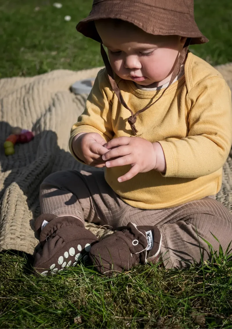 Baby Booties Gamuza Chocolate