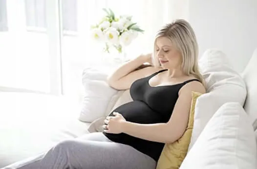 MEDELA top z biustonoszem do karmienia XL