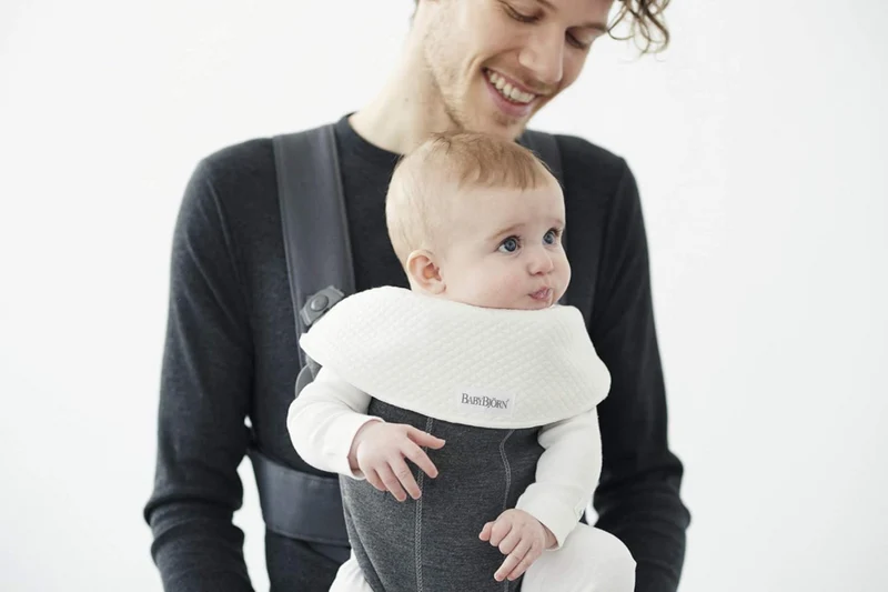 BABYBJORN śliniak do nosidełka x2