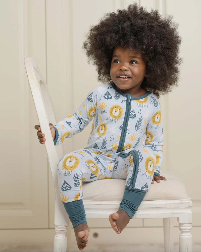 BABYGO® Löwe-Schlafanzug mit Reißverschluss