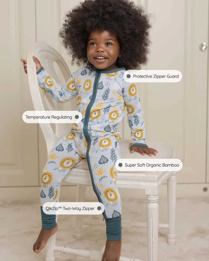 BABYGO® Löwe-Schlafanzug mit Reißverschluss