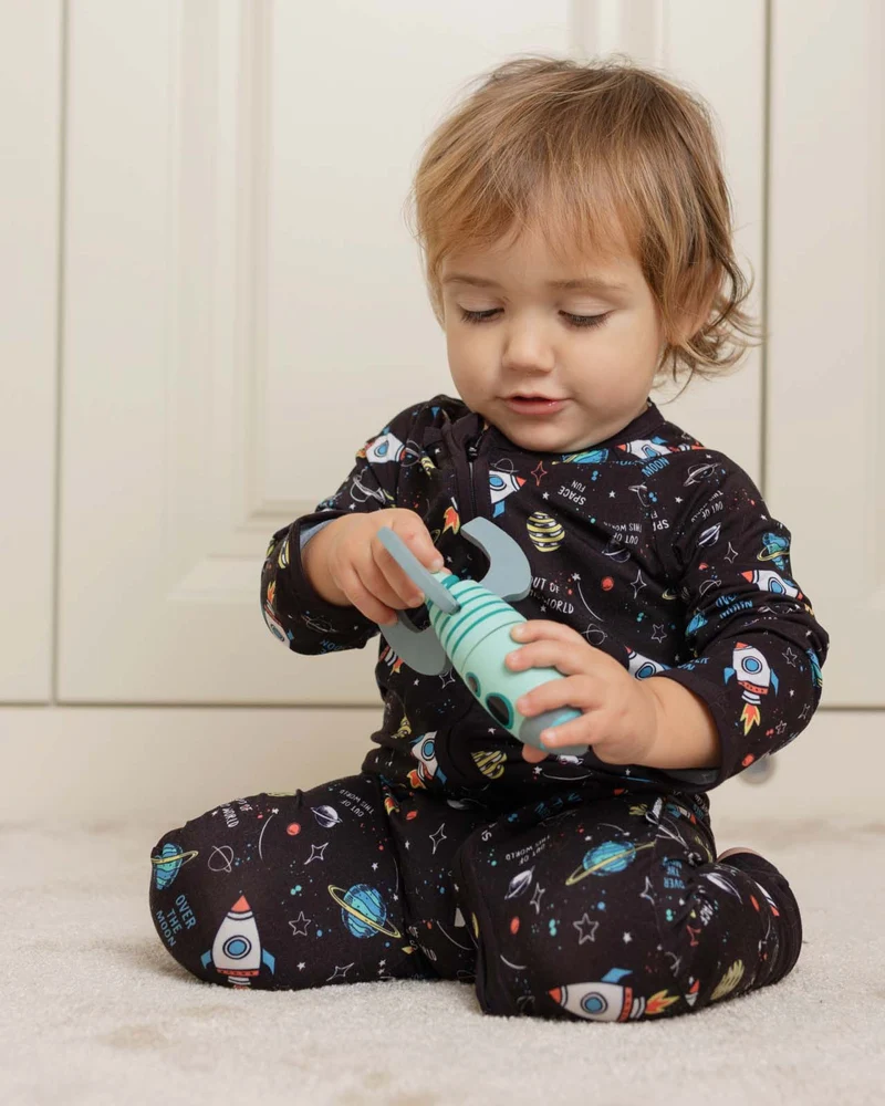 BABYGO® Space Zip Schlafanzug