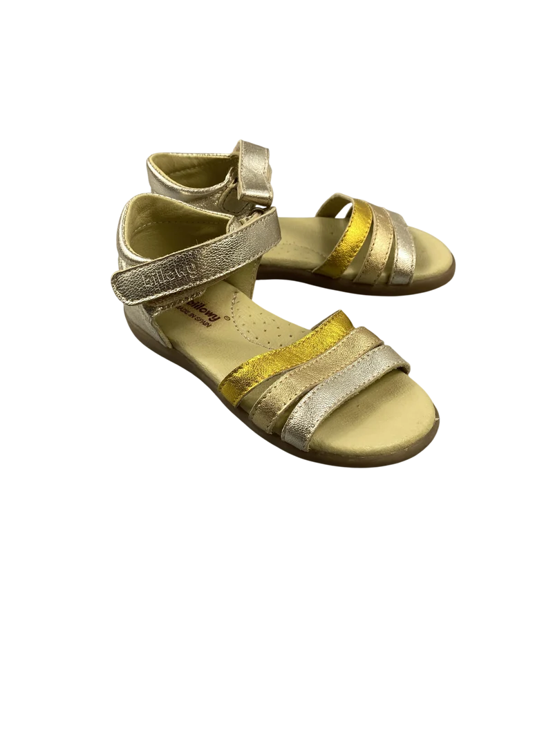 Billowy Sandalen 23 Schuhgröße