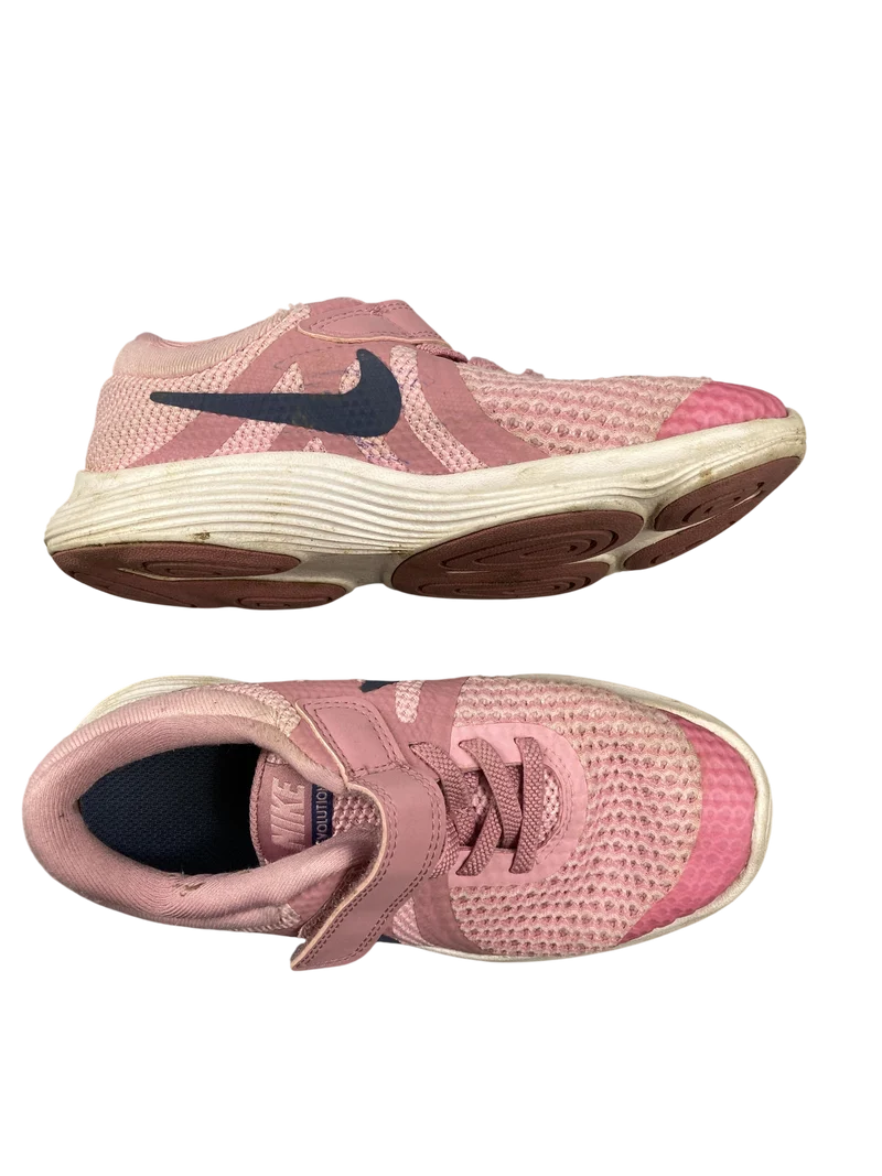 Nike Sportschuhe 29 Schuhgröße