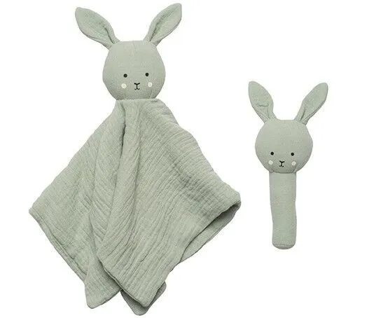 Jabadabado Baby Geschenkset 2tlg, Geschenkbox Hase, Schmusetuch und Stabrassel