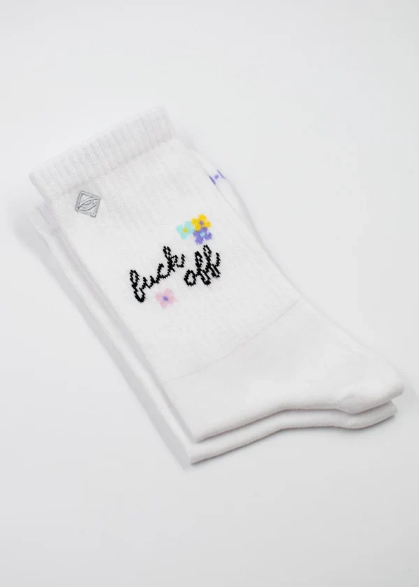 "Fuck off" - weiße Tennissocken von J. Clay für Frauen und Männer