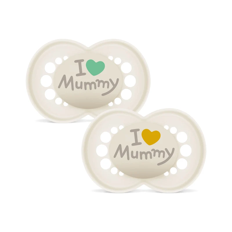 MAM Silikon Schnuller I love Mummy oder I love Daddy -inkl. Sterilisierbox