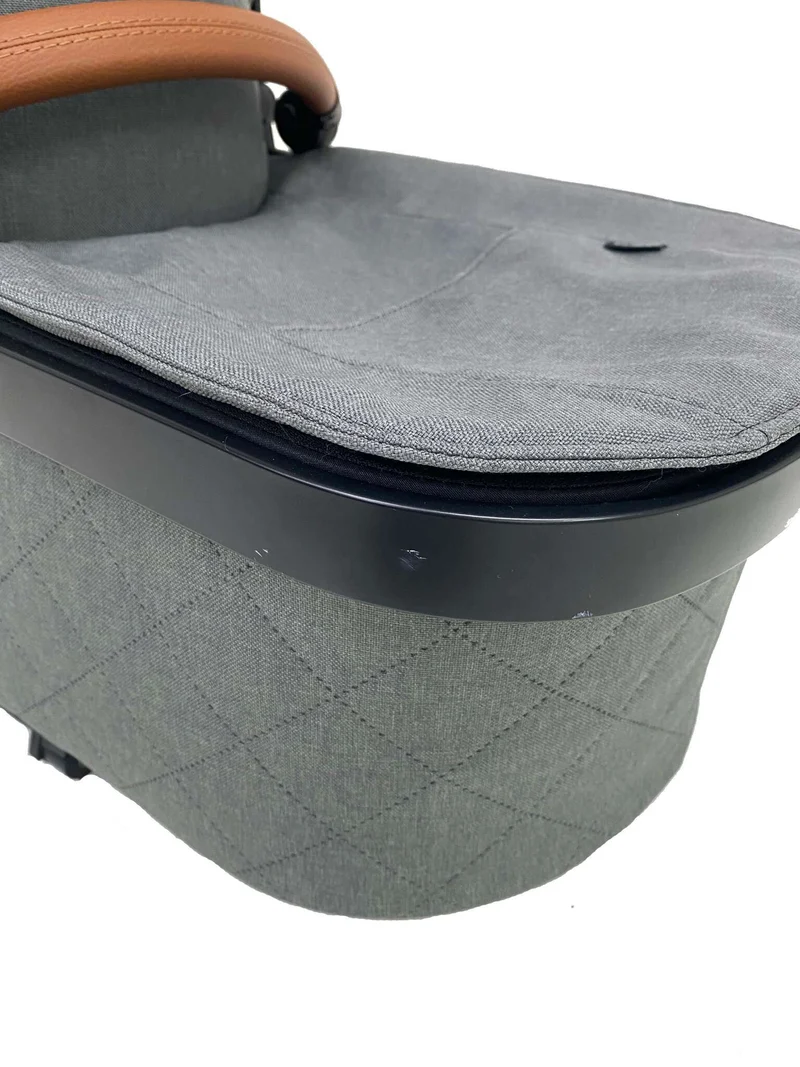 Refurbished Viva GTR mit Falttasche Premium und Winterfußsack Set Dessin 924