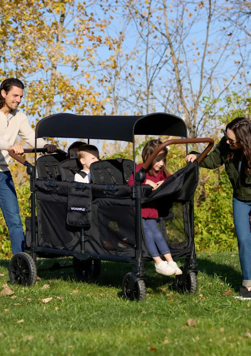 W6 Luxe Pro Kinderwagen 6-Sitzer Jet Black