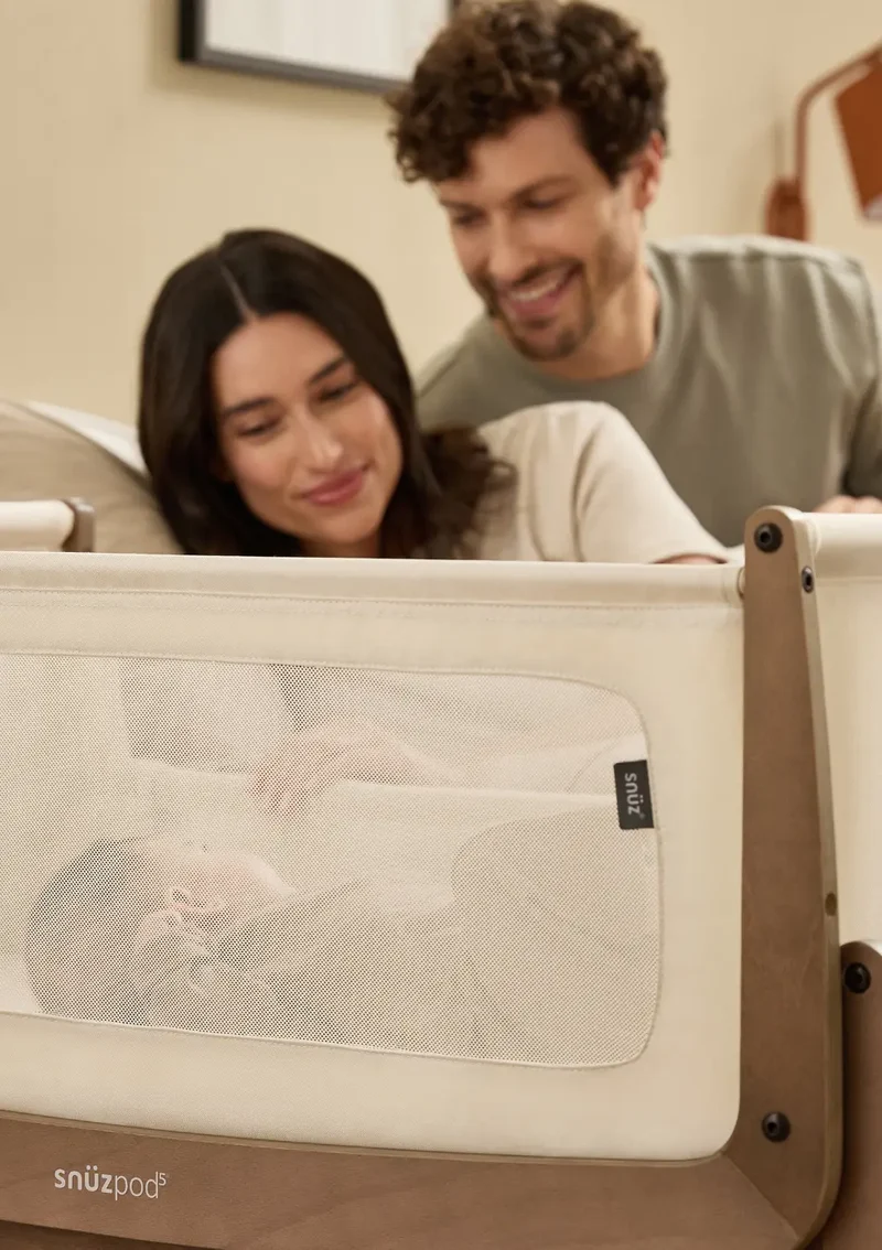 Beistellbett 'SnüzPod 5' Walnuss