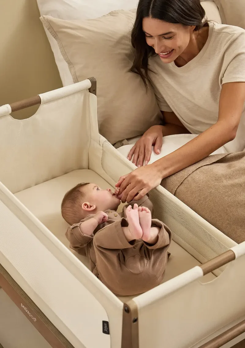 Beistellbett 'SnüzPod 5' Walnuss