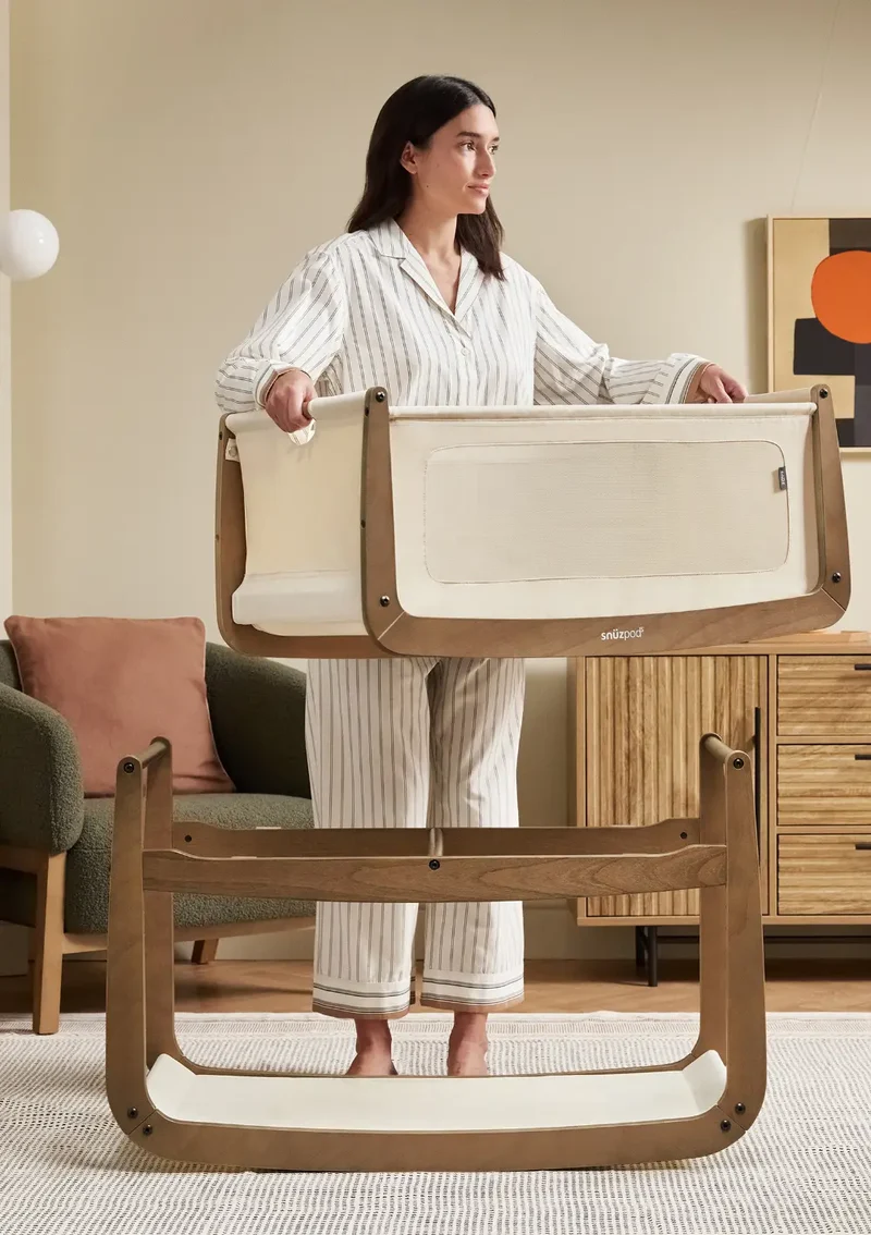 Beistellbett 'SnüzPod 5' Walnuss