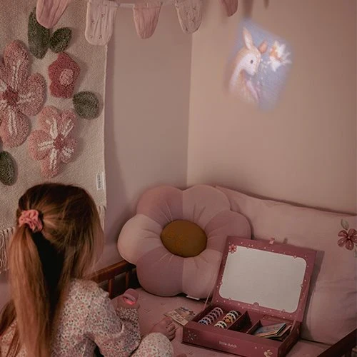 Rosa Geschichtenprojektor Taschenlampe von Little Dutch