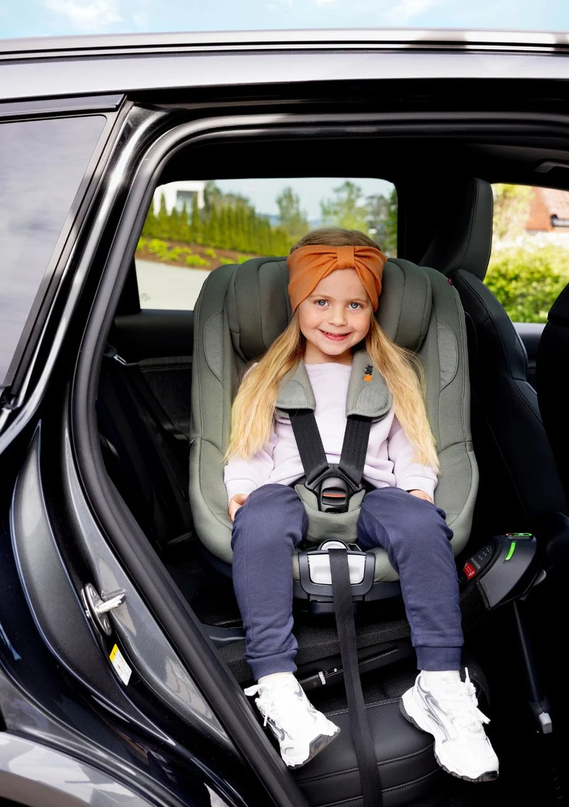 Kindersitz 'Beyond2 360' Meadow Green SoftBreeze