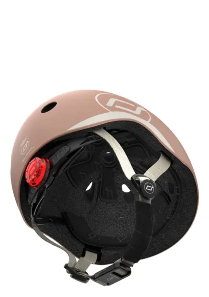 Helm mocha