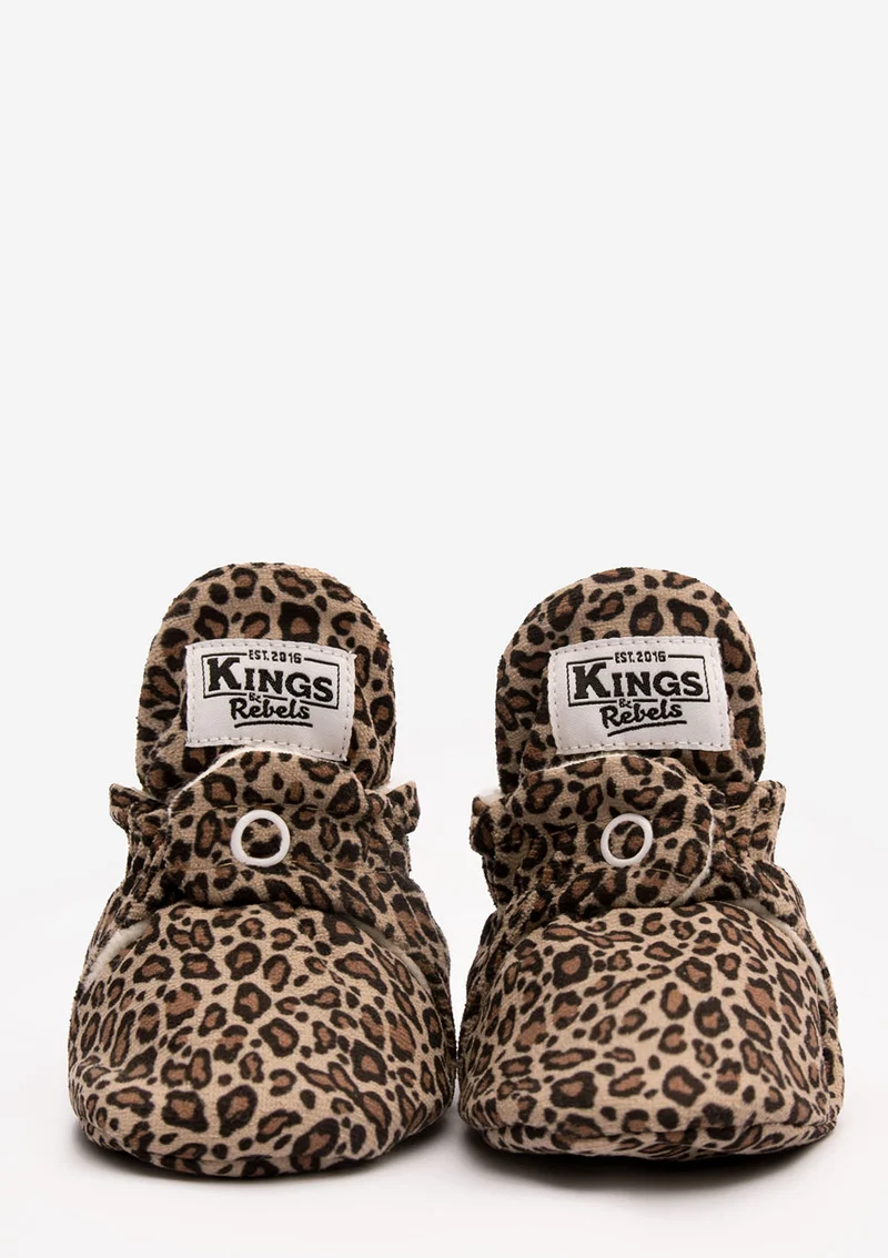 Baby Booties Gamuza Leo