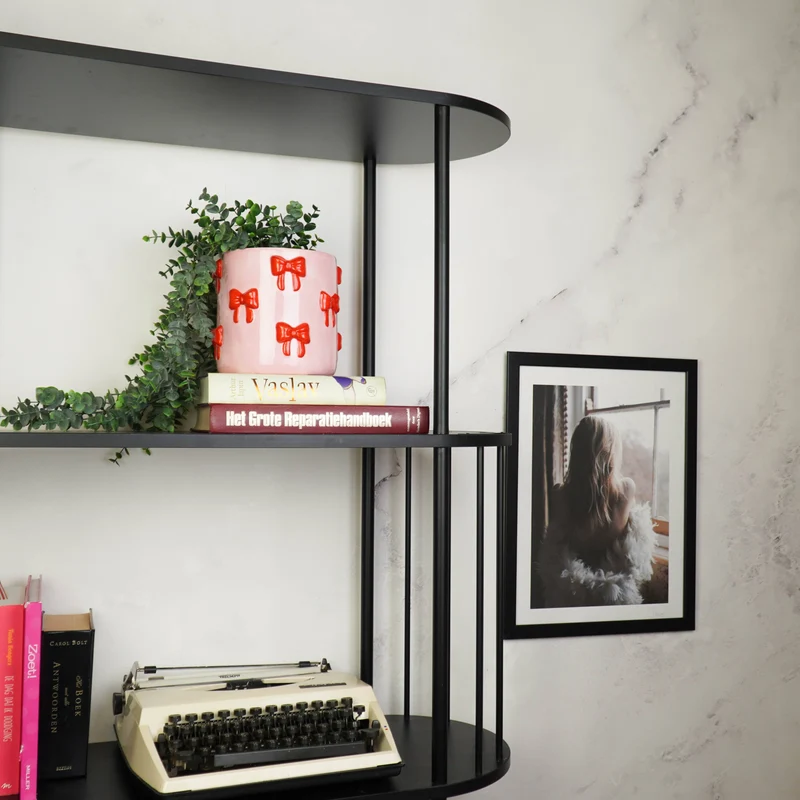 Blumentopf mit Schleifen-Motiv von House Vitamin