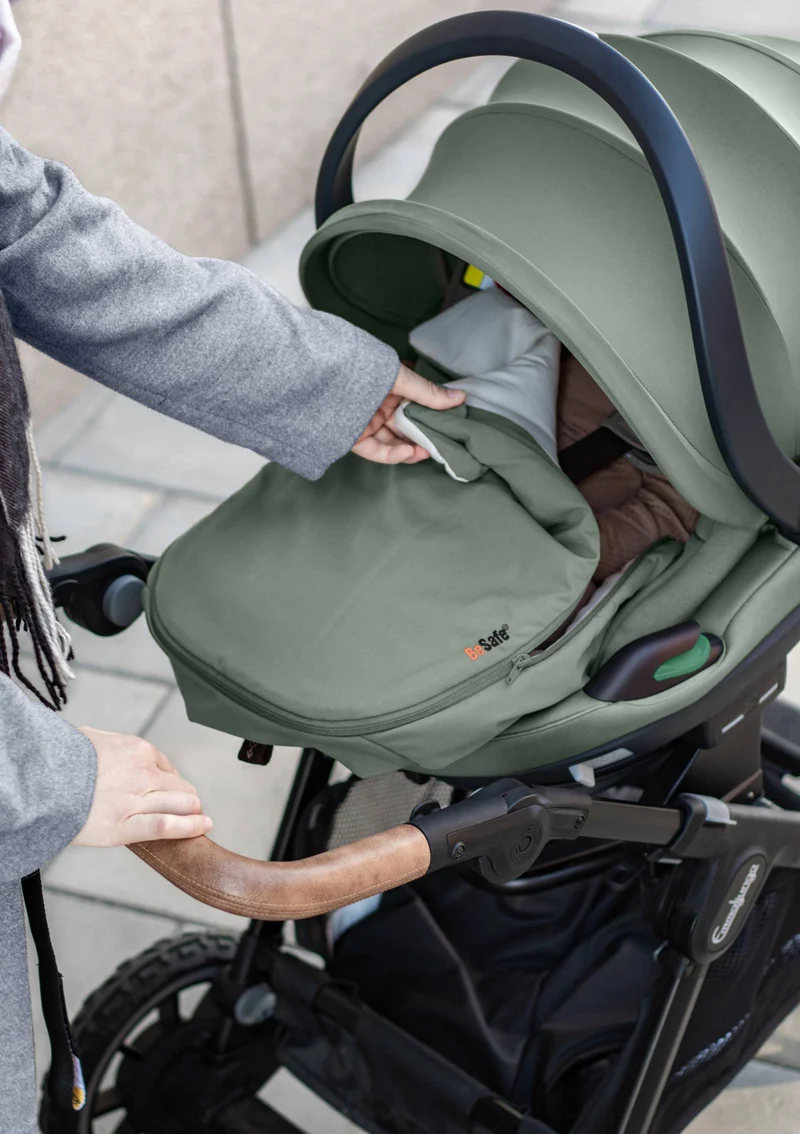 Wind & Weather Cover für Babyschale 'Go Beyond' Meadow Green
