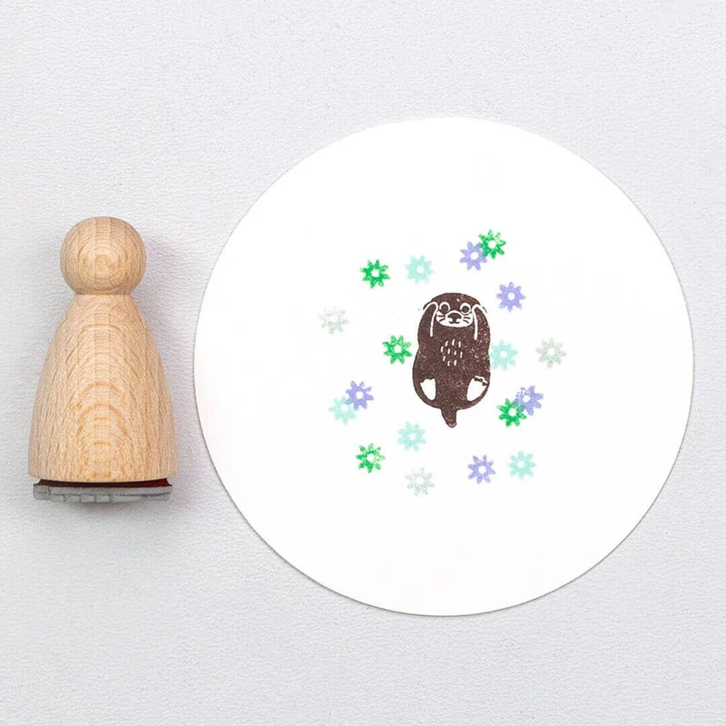 "Otterbaby" Stempel von Perlenfischer