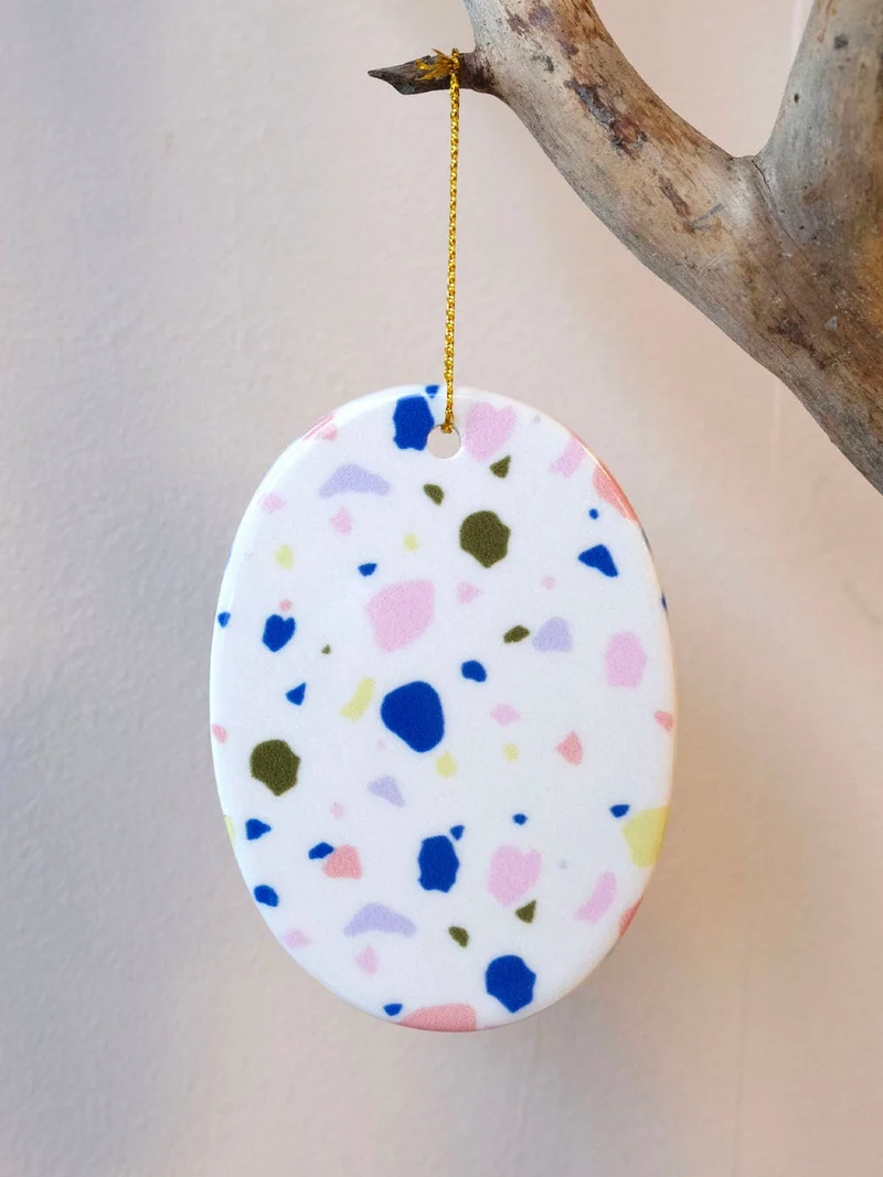 Ei-Anhänger "Terrazzo" aus Keramik von coopz