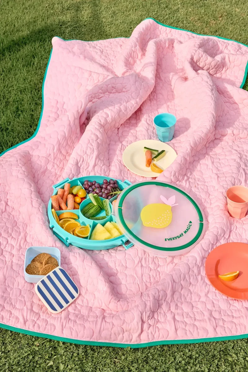 Praktischer Servierteller mit Zitronen-Motiv von Rice - perfekt für unterwegs