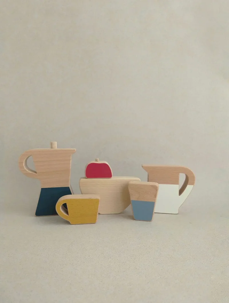 The Wandering Workshop In the kitchen pretend play set
