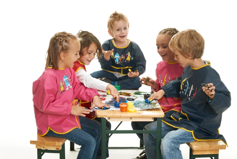 Playshoes Mal und Bastelschürze Pink oder Blau