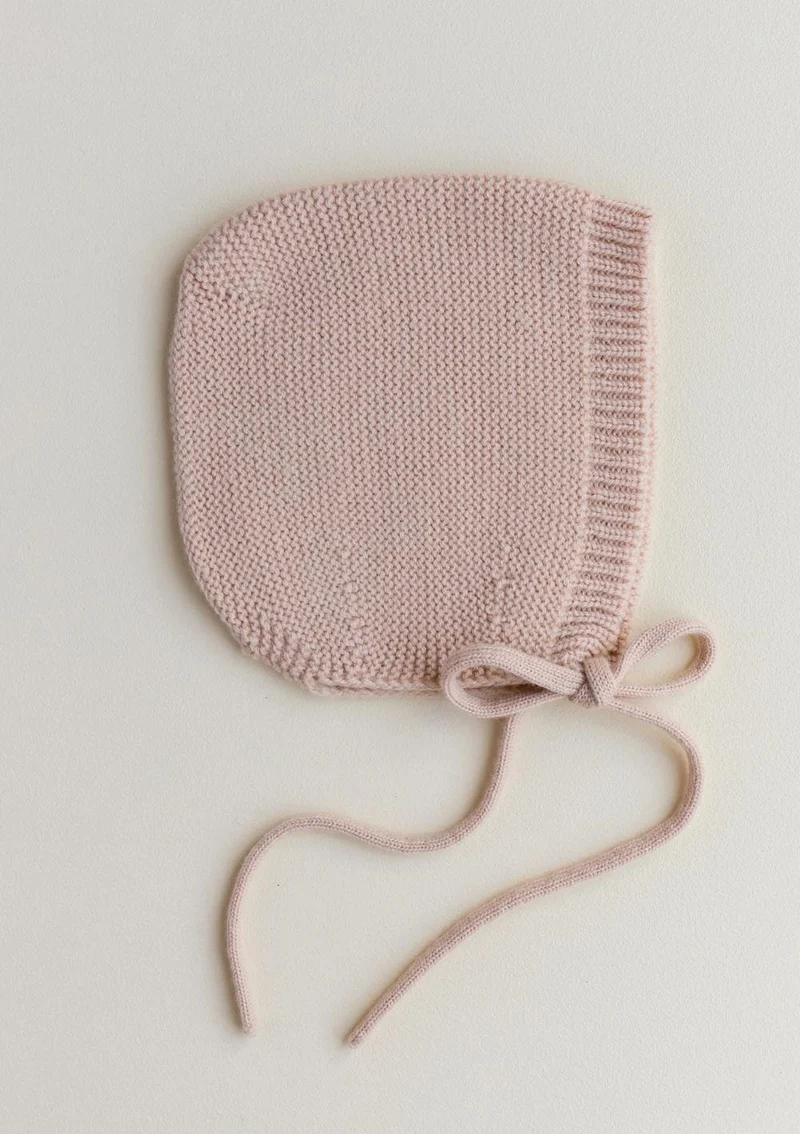 Merino Bonnet 'Dolly' Apricot