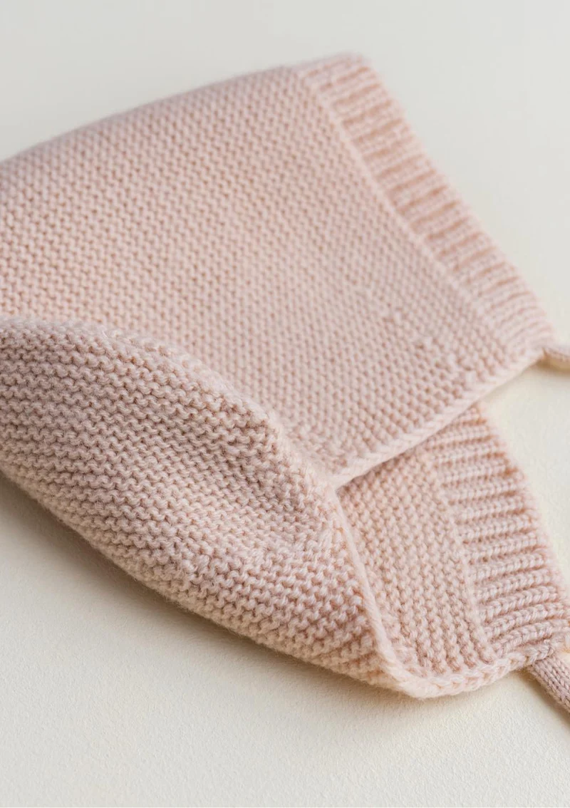 Merino Bonnet 'Dolly' Apricot