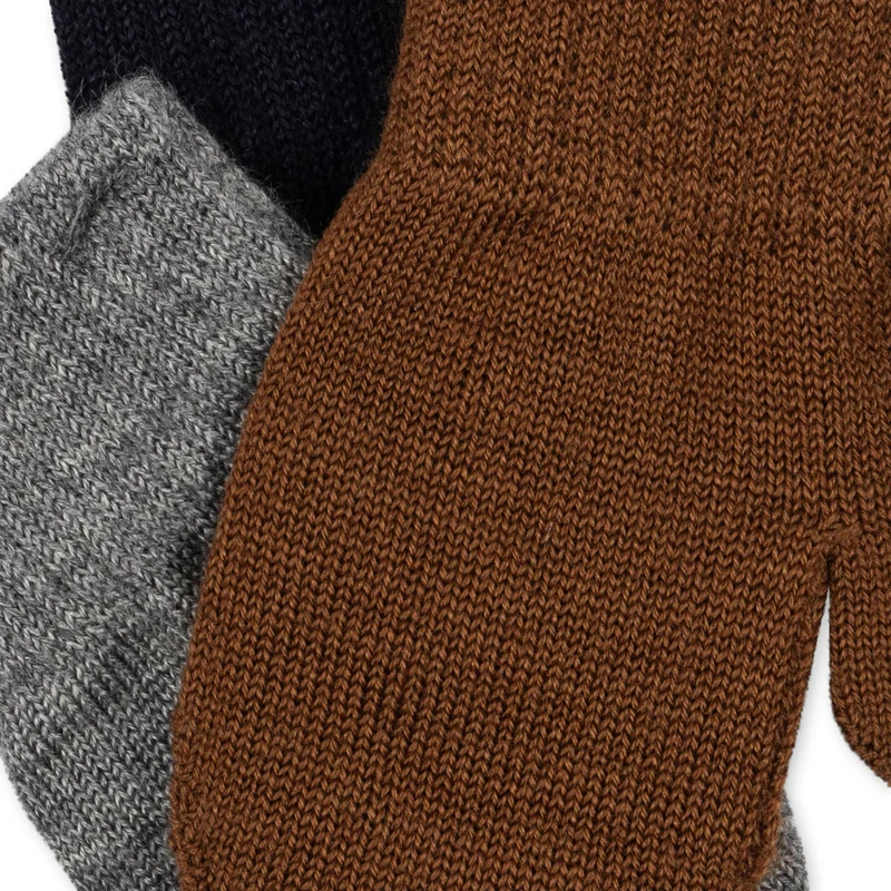 Bequeme Fäustlinge in dunklen Tönen von Konges Slojd, 3er-Pack
