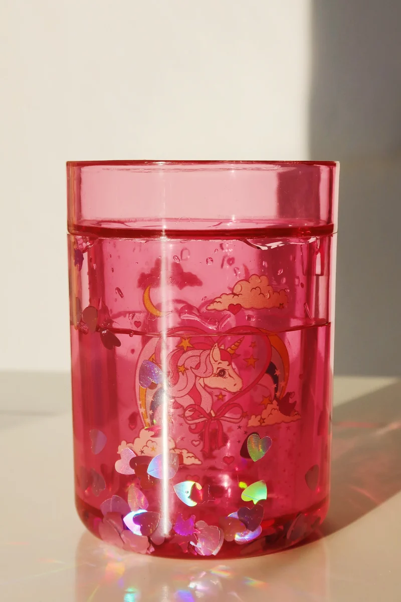 Glitzerbecher "Horn Stars" mit Einhorn-Motiv von Konges Slojd, einzeln