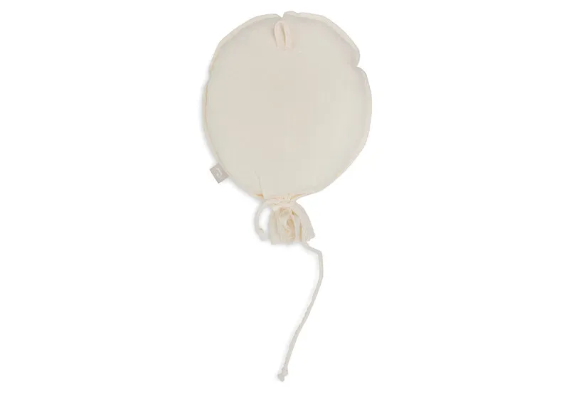 Cremefarbener Luftballon aus Stoff als Dekoration für das Kinderzimmer