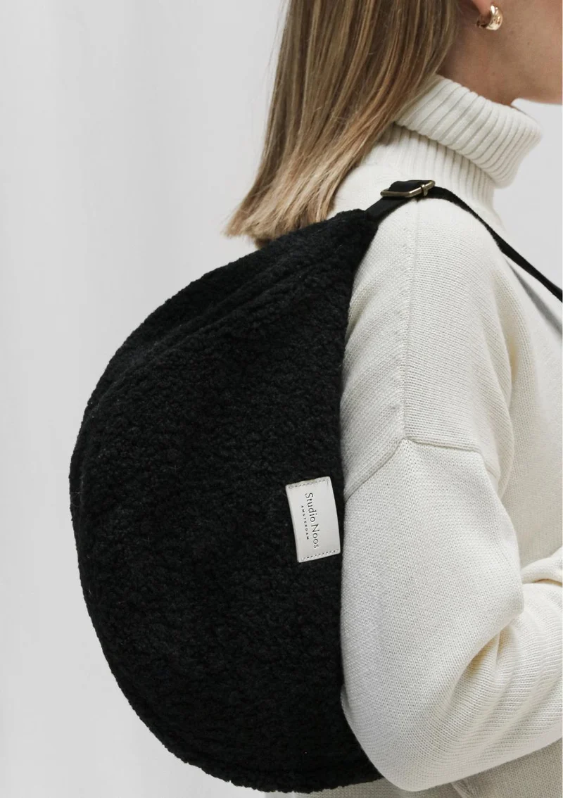 Umhängetasche 'Teddy Adult Fanny Pack' Black