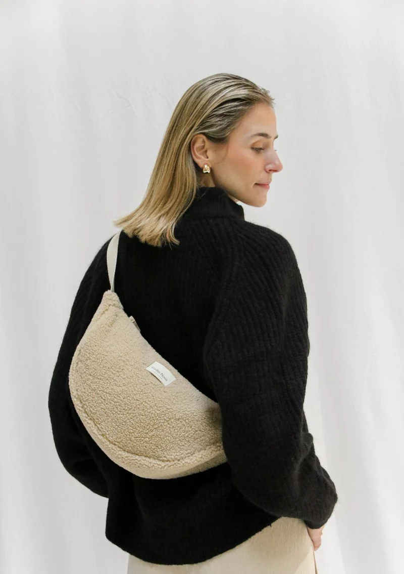 Umhängetasche 'Teddy Adult Fanny Pack' Ecru