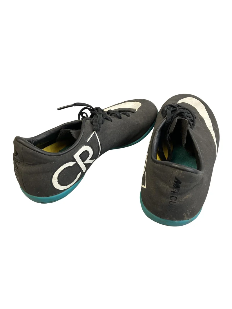 Nike Fußball-Hallenschuh CR7 37 Schuhgröße