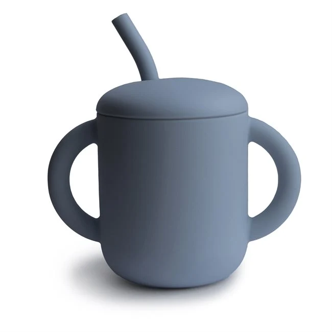 Trinkbecher mit Strohhalm aus Silikon von Mushie, "Tradewinds"