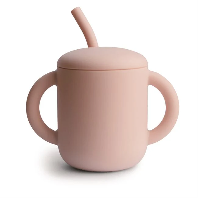 Trinkbecher mit Strohhalm aus Silikon von Mushie, "Blush"