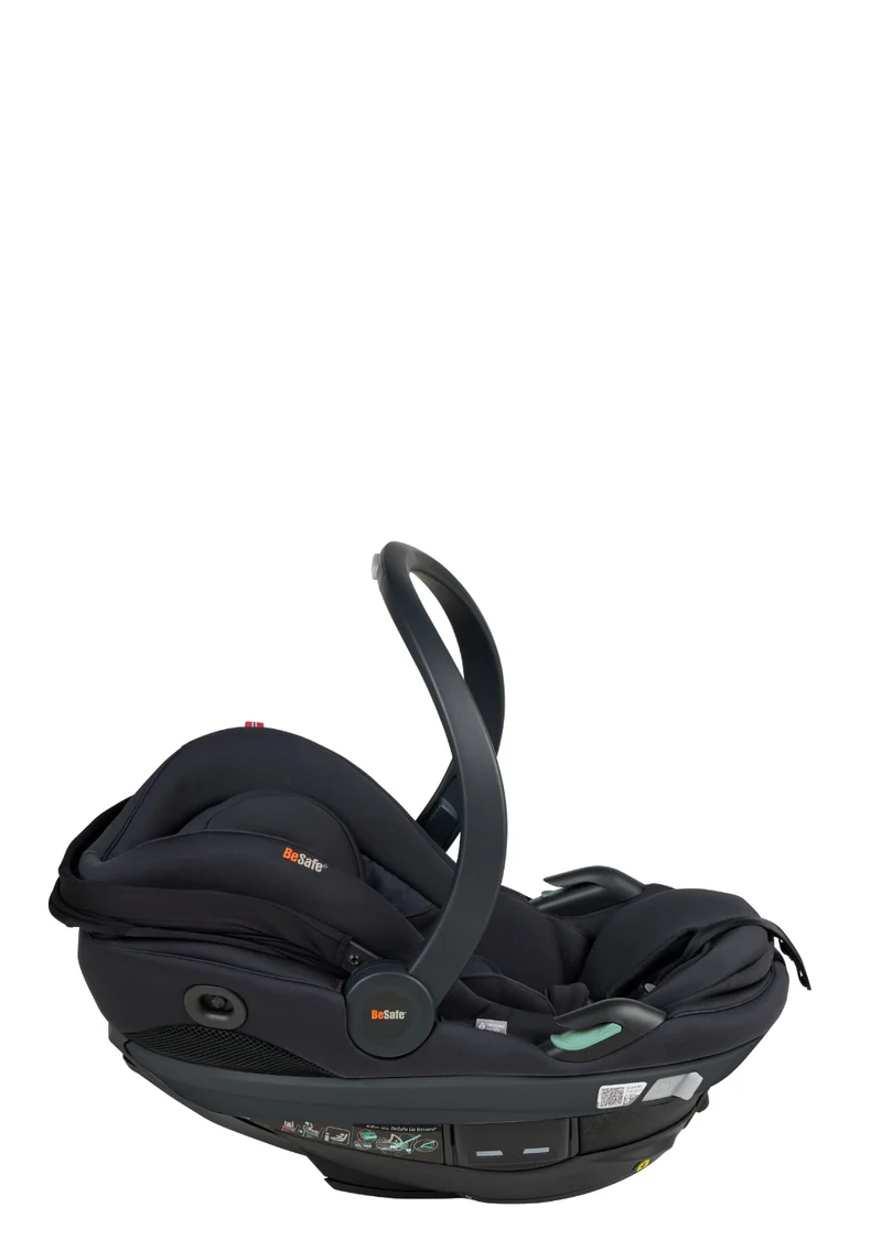 Babyschale 'Go Beyond2' Black SoftBreeze