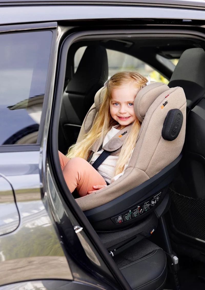 Kindersitz 'Beyond2 360' Black SoftBreeze