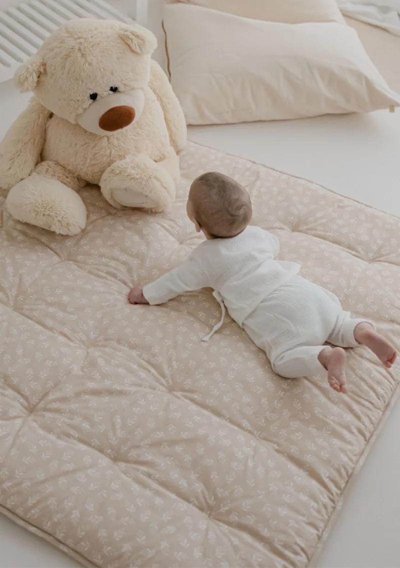 Krabbeldecke Floral Sand 120 x 120 cm