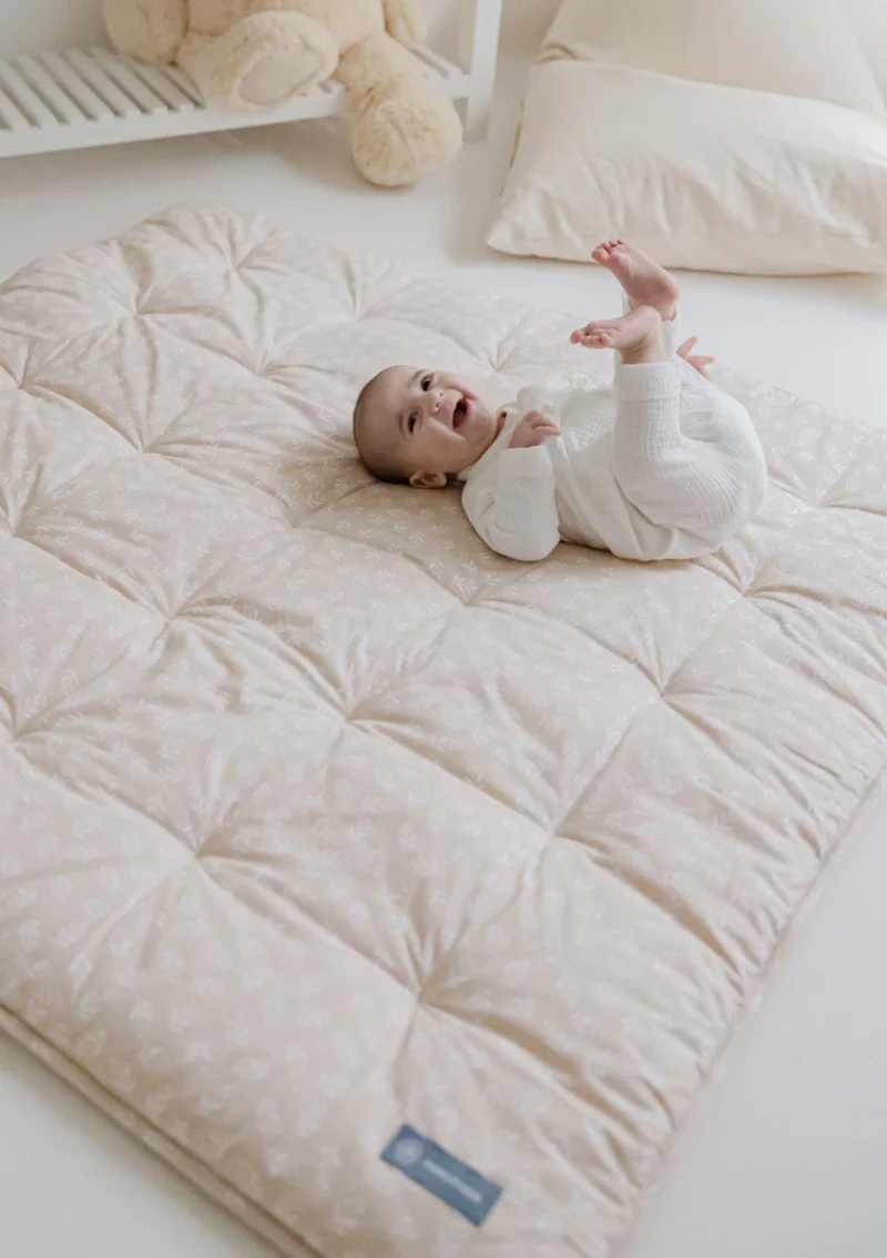 Krabbeldecke Floral Sand 120 x 120 cm